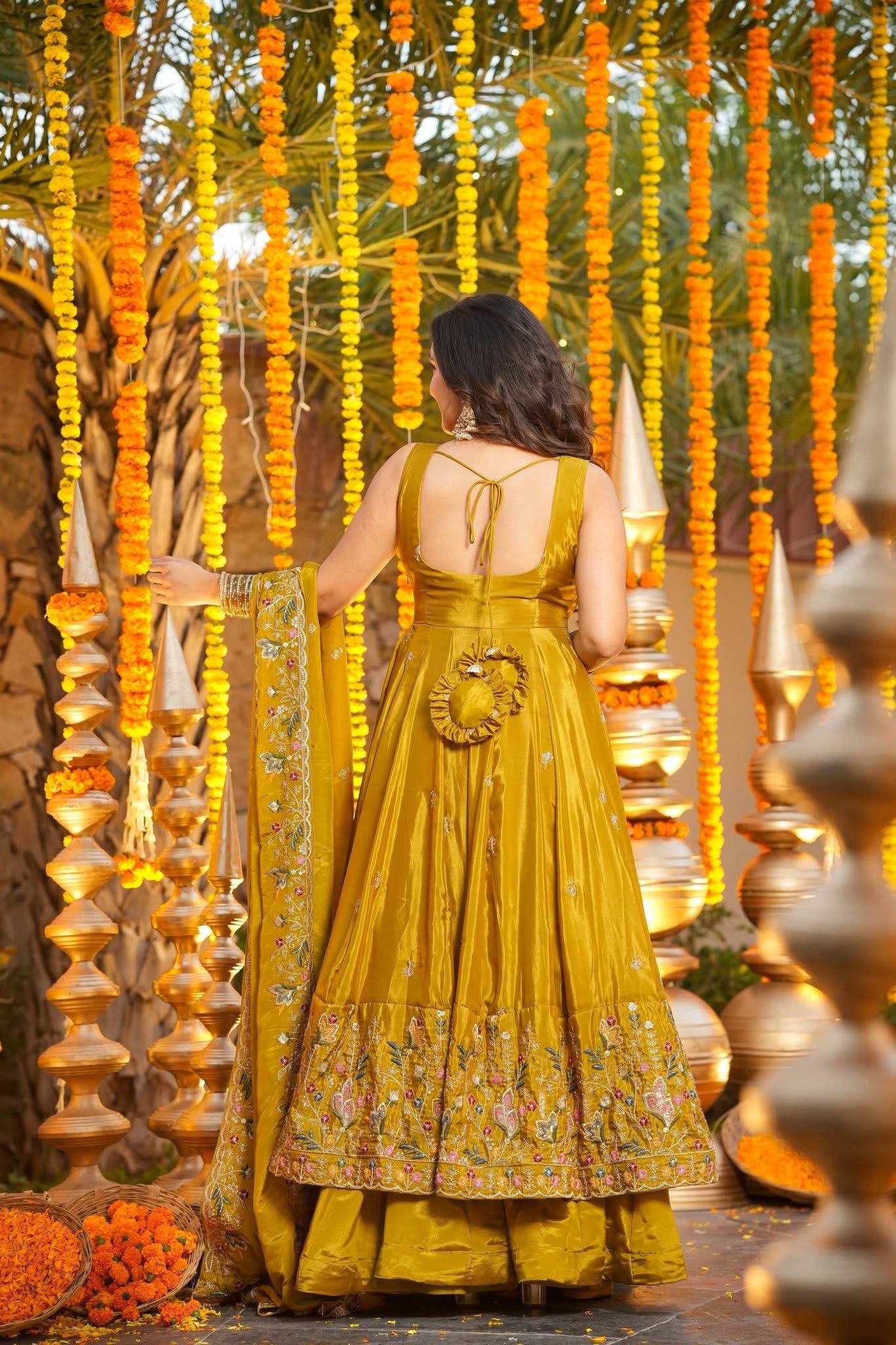 Editorial Wine Botanical-Border Anarkali