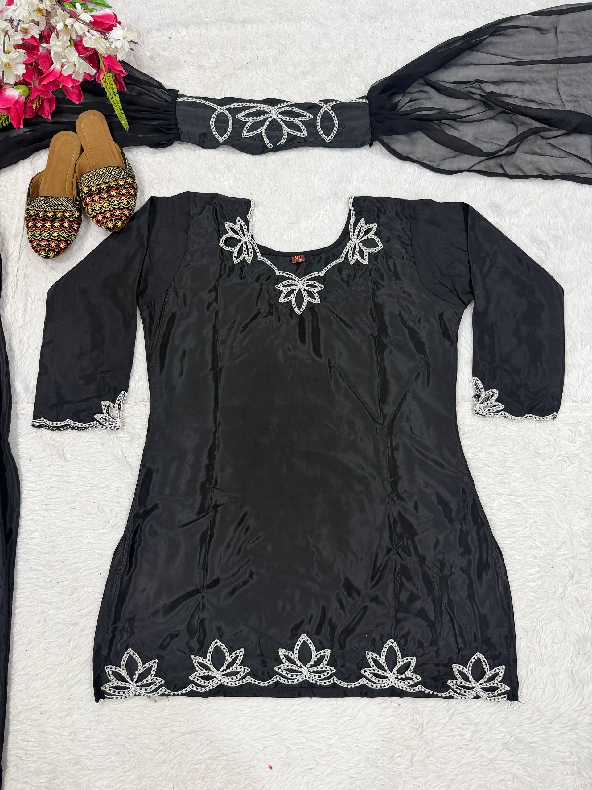 The Royal Berry Lotus-Embroidered Silk Set